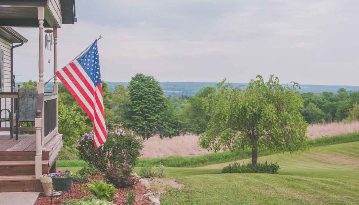 Top Reasons How the 1776 American Flag Symbolizes Patriotism